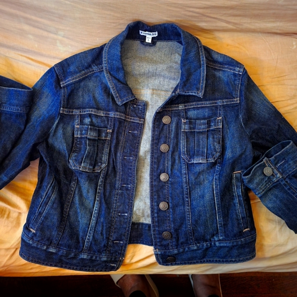 Express blue jean cropped jacket.